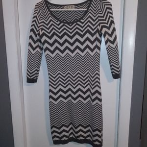 Pink Rose Sweater Dress Geometric Grey White Size S